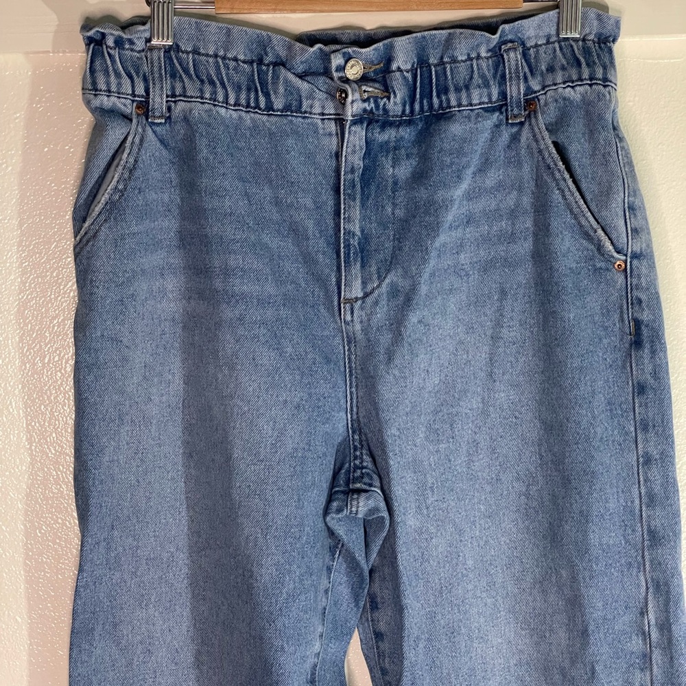 Forever 21 L High Rise Paper bag Straight Leg Mom Jeans - Picture 3 of 11